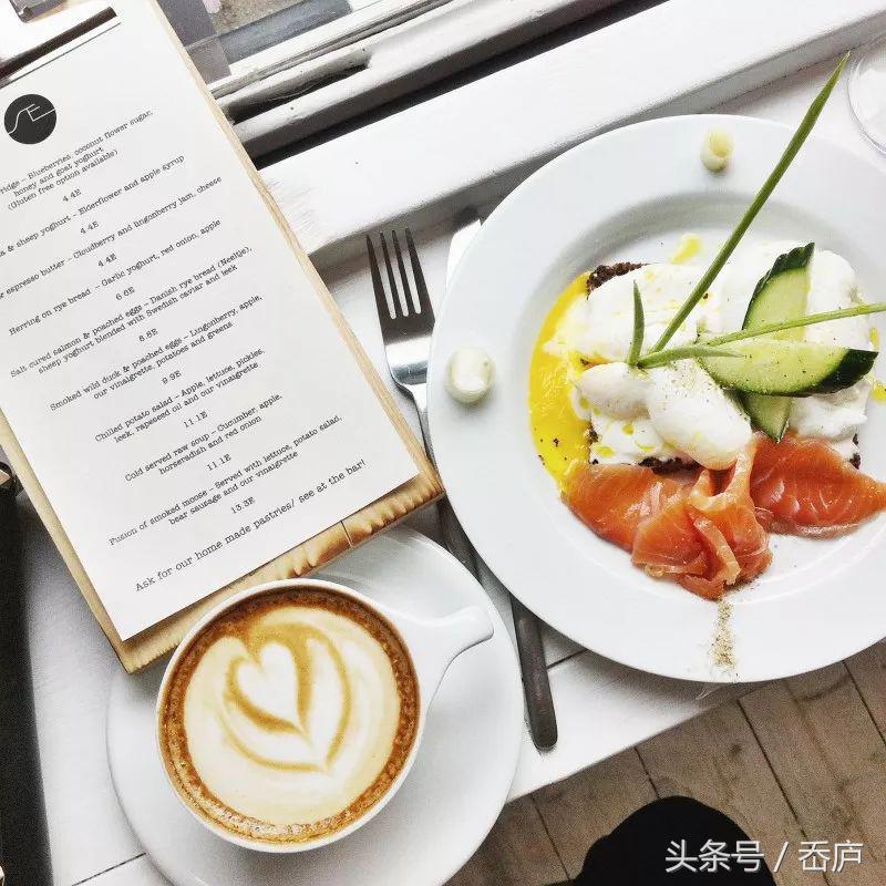 这个人均咖啡4杯的国家，除了梵高郁金香，有哪些咖啡馆值得逛