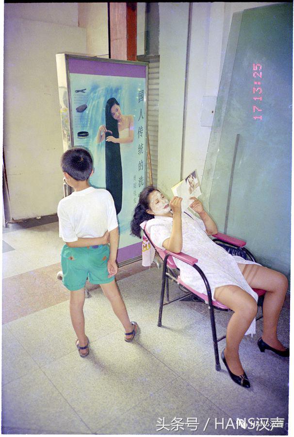 武汉银矿｜看看生你之前的爸妈，过得多潇洒？