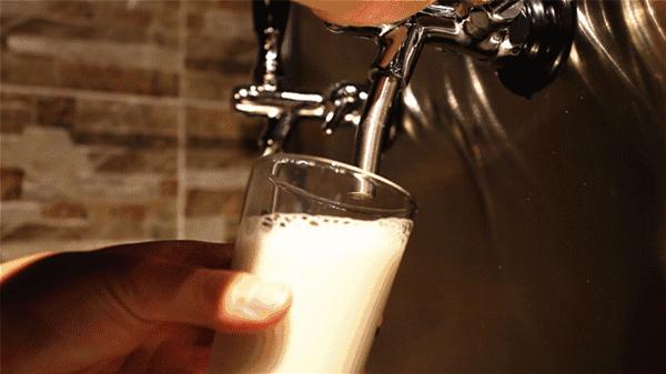 世界杯看球酒馆推荐,世界杯看球啤酒大餐