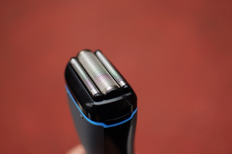 须眉往复式剃须刀多少钱 (须眉往复式剃须刀剃不干净)