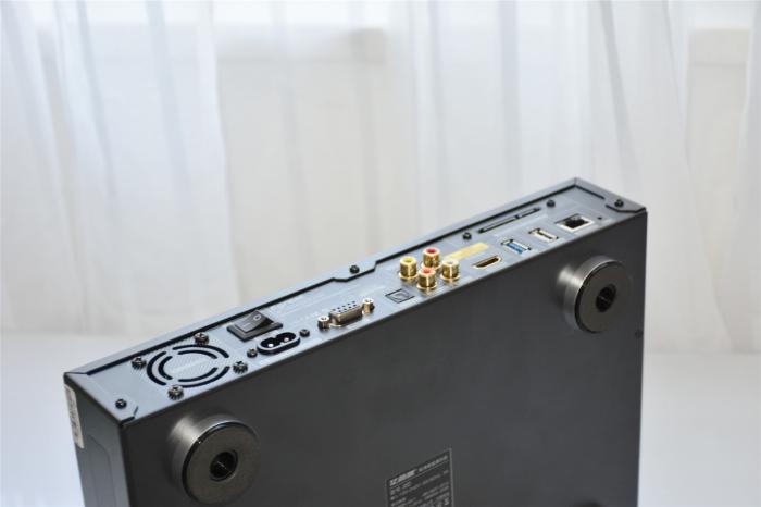 亿格瑞a10二代和芝杜z1000哪个好,亿格瑞a10怎么装硬盘