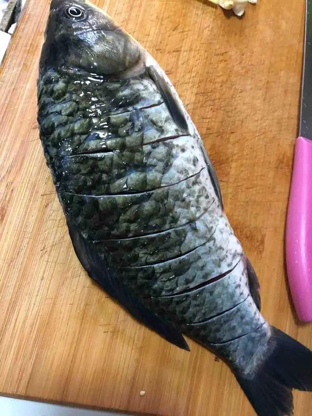 鱼刺卡在喉咙里了喝可乐行吗,鱼刺卡喉咙可别再喝醋了