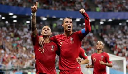 伊朗之战惊醒葡萄牙，“铁血队长”C罗与VV7并肩战斗到底