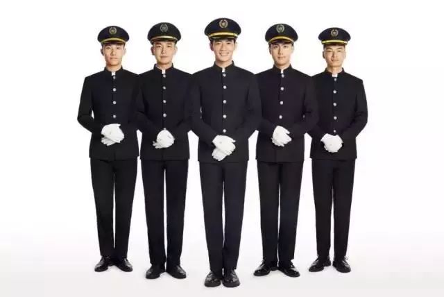 首乘免单！火遍全国的网红神马专车来袭，特斯拉、宝马、凯迪拉克随便坐！