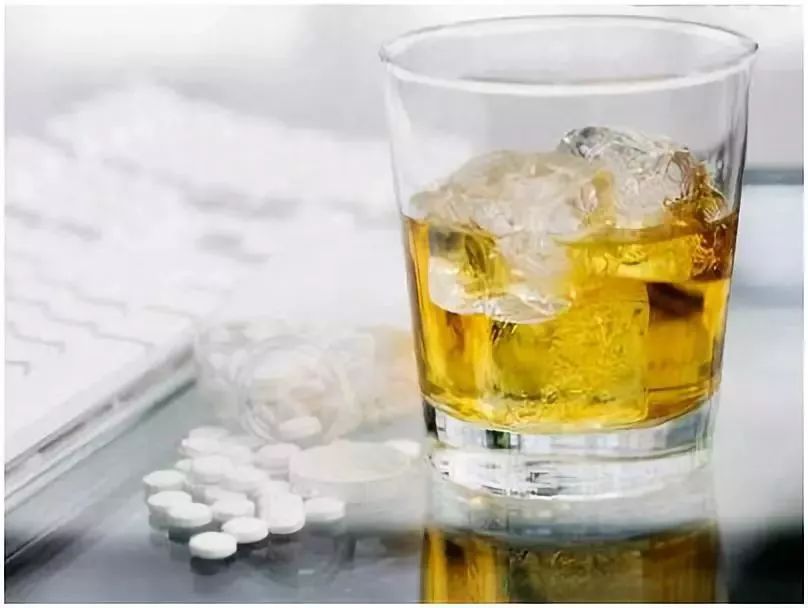 你还在用矿泉水喝药？！一粒泡腾片竟要了孩子的命……