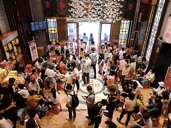 新天地开业的美食广场,新天地时尚购物中心美食