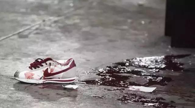 黑帮穿衣,黑帮服饰搭配