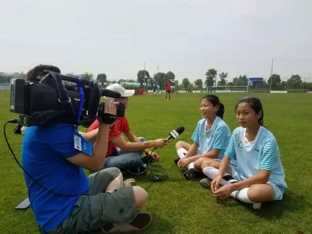 这场球的精彩不亚于世界杯丨奋进之笔“1+1”走进江苏②