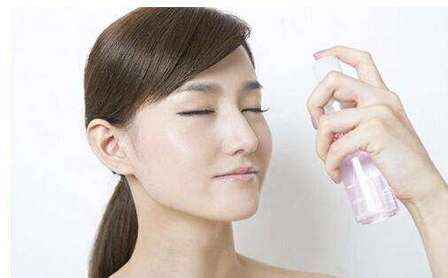 适合油性皮肤的美妆教程,适合油性肌肤的底妆