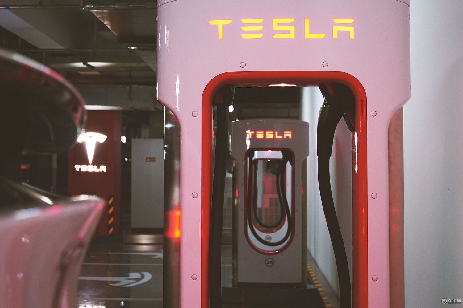 特斯拉modelx旅行,特斯拉modelx100d能跑多少公里