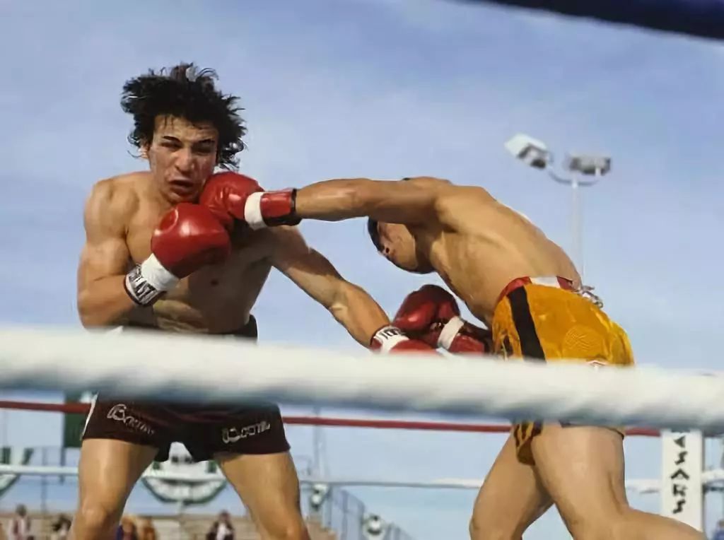 韩国踢球脏动作,韩国人踢足球有多脏