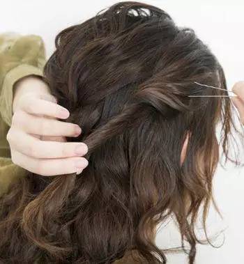 30-40岁女人烫发扎头发,烫发后怎么扎好看2019