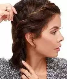 30-40岁女人烫发扎头发,烫发后怎么扎好看2019