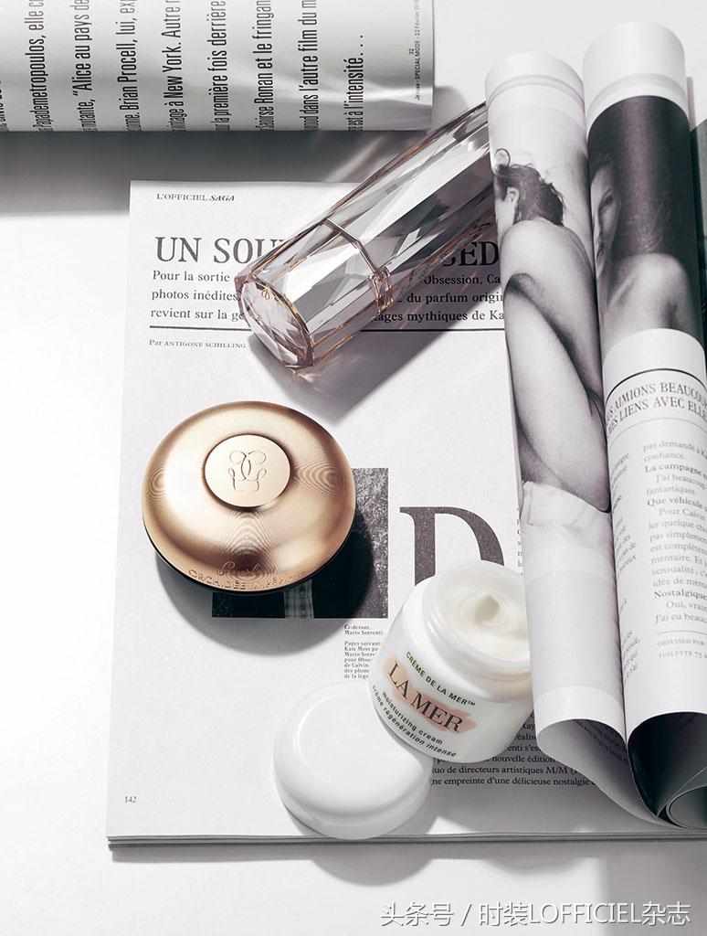 皮肤黑红用什么护肤品最好,护肤品的黑红