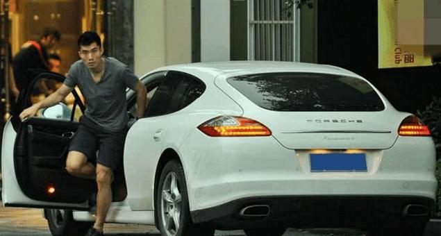 傅园慧刘湘,傅园慧麦克阿瑟