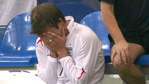 世界杯十大悲情时刻完整版,世界杯上十大无法超越的经典镜头