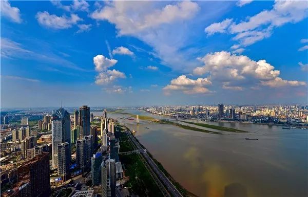 厉害了！南昌入选改革开放最成功40城，入选理由是……