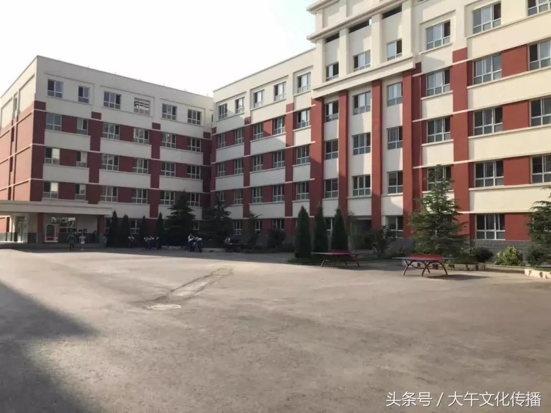 大午学校小学报名电话,大午学校的小学收费标准