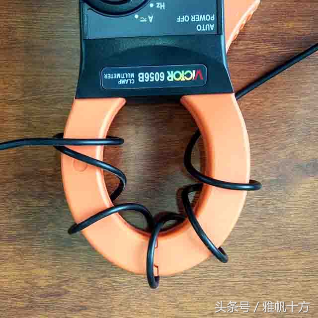 钳形表测电流怎样才正确使用,钳表的工作原理及使用方法