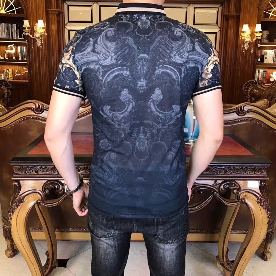 versacejeanscouture和范思哲的区别,versacet恤范思哲