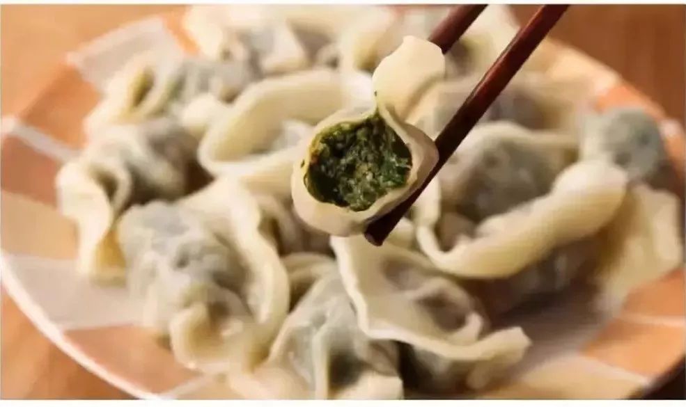 艾草加一物治寒气,艾草加一物扫除体内十年恶寒