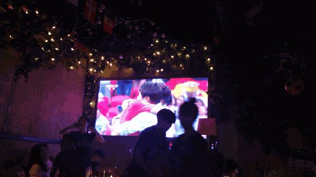 内马尔巴黎圣日耳曼签名球衣,内马尔巴黎包厢