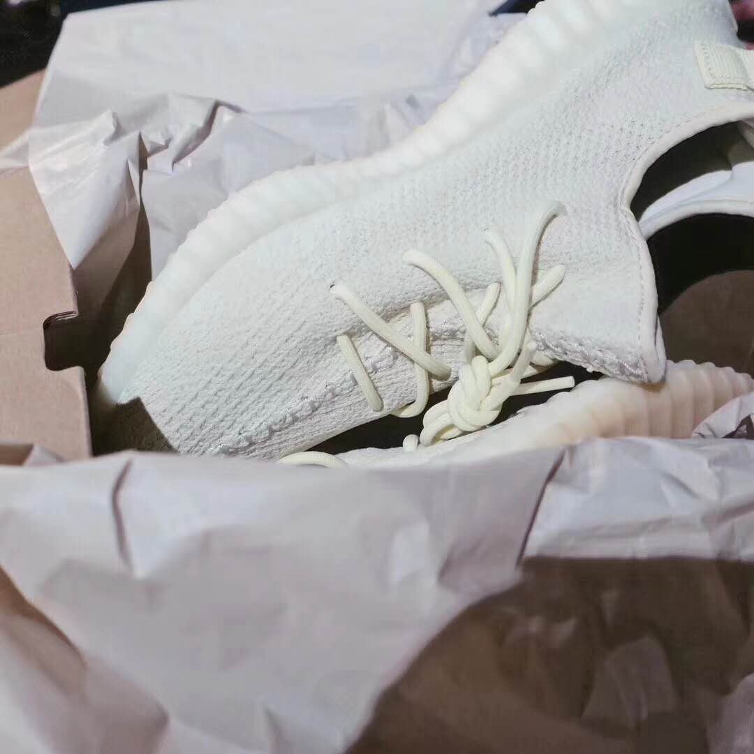阿迪达斯yeezy350纯原,阿迪达斯yeezy350v2