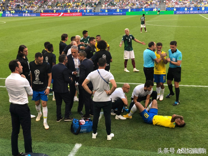 2022世界杯足球搞笑瞬间,中国世界杯搞笑瞬间集锦