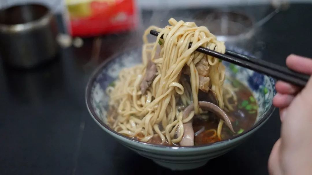 镇江锅盖面在南京哪边有分店,南京镇江锅盖面