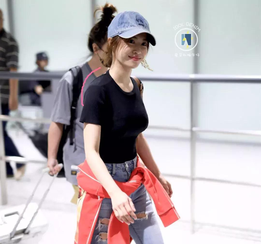 奚梦瑶露脐装搭配,奚梦瑶背心穿搭