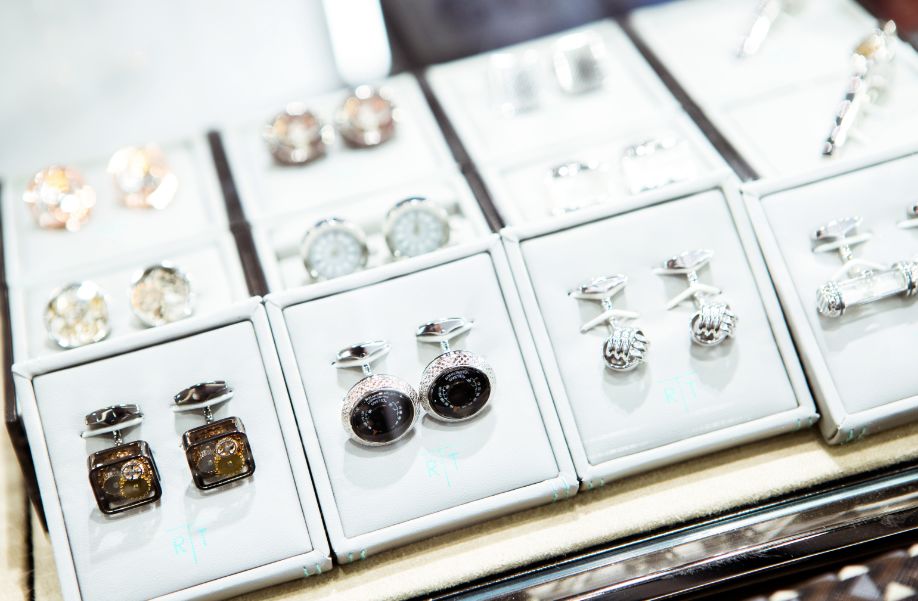 在香港转机逗留如何提供有效机票,香港转机想停留怎么订机票