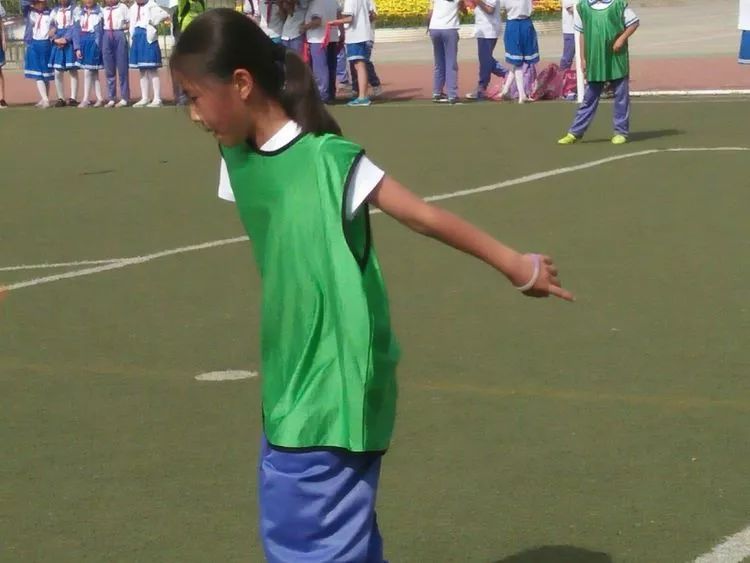 金昌市第四小学足球比赛,实验小学女子足球队