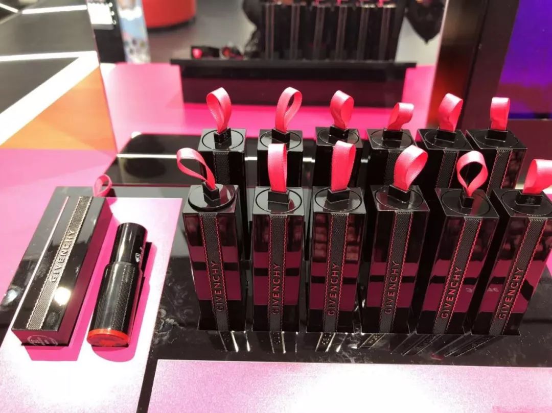 ysl小黑管怎么样,ysl小粉管测评