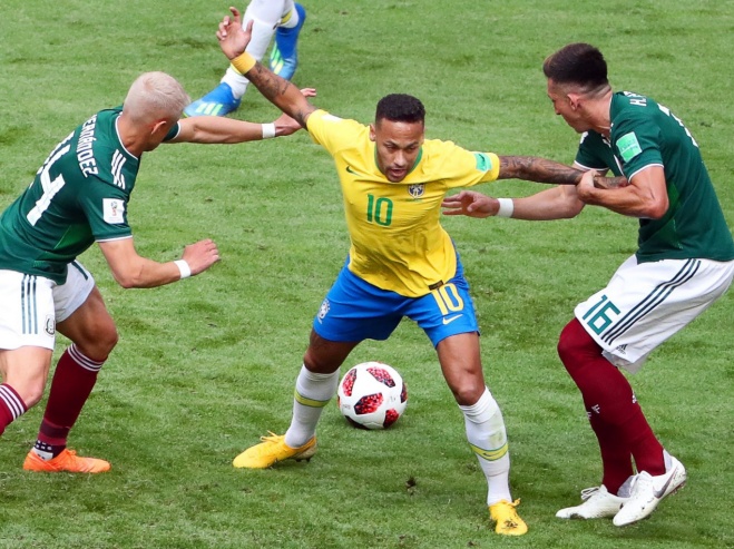 梅罗时代圆满谢幕,梅罗时代即将落幕图片