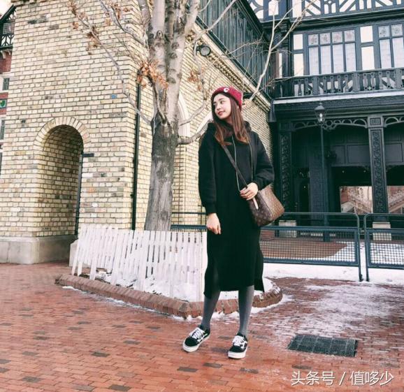 古驰和lv包包哪个最保值,最值得买的LV包包有哪款