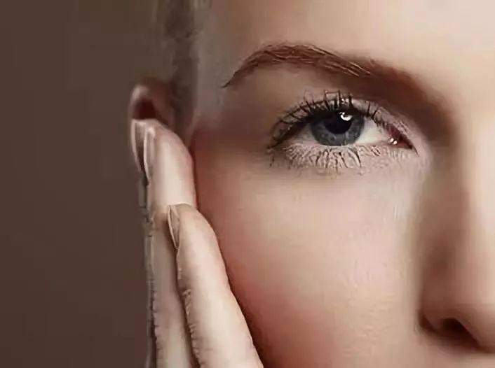 最新美女都有什么标准,气质型美女和一般美女对比