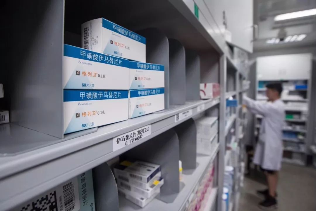 荐读｜“天价药”背后来自不同方向的“委屈”，这部生猛到窒息的良心片拍出了中国医药领域中最敏感的痛点！