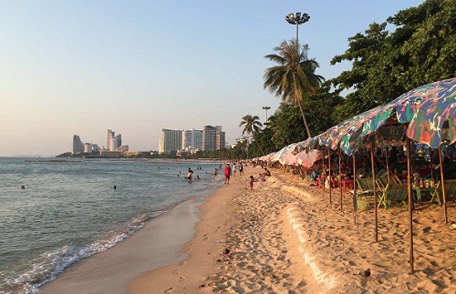 芭提雅吃不完的美食,芭提雅晚上有什么可玩的