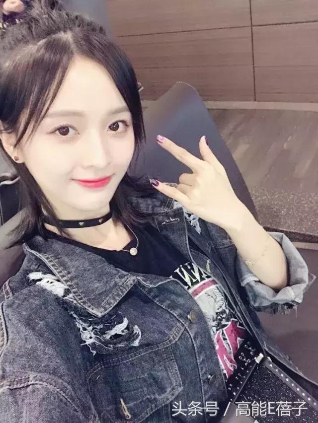 吴宣仪海南甜美穿搭,不知道怎么搭配时尚让小姐姐教你