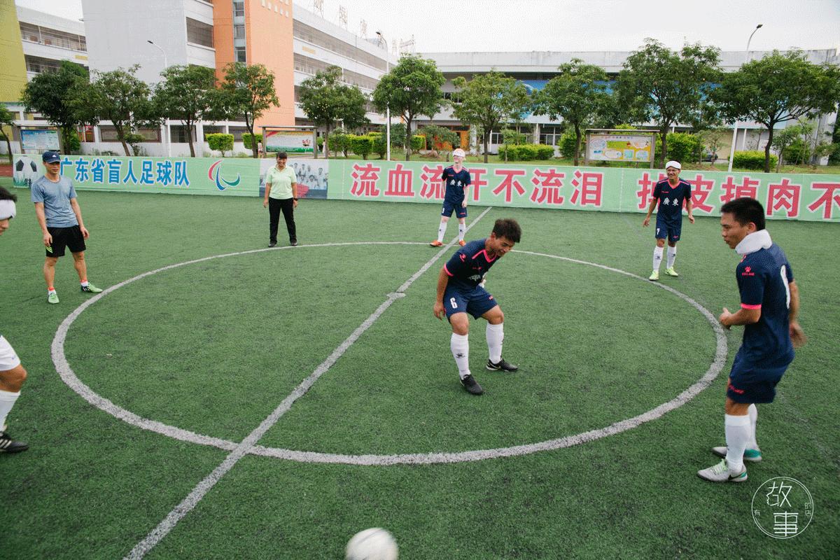 仅16岁替补球员一球踢进世界杯,靠一己之力带赢世界杯的球员
