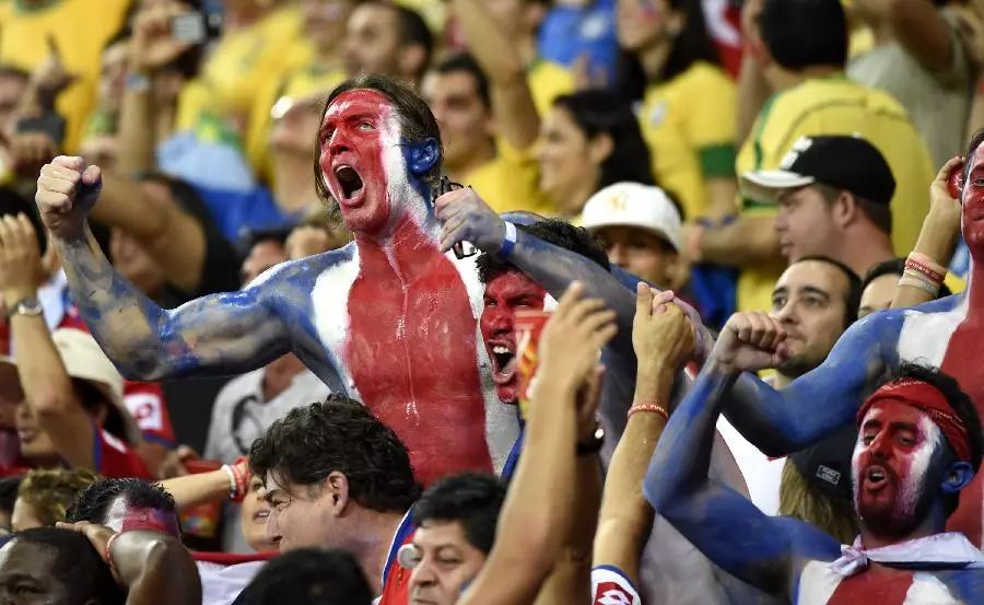 中国男足大吃大喝,中国男足伙食食谱