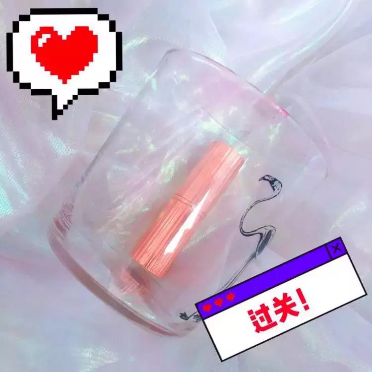 吃个火锅发现了一支很好看的口红,喝水吃饭都不掉色的口红你用过吗