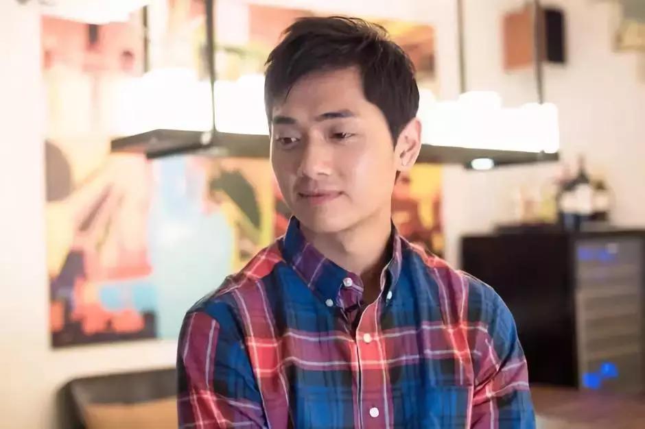 “TVB*用御**弟弟”吃回头草坦言两年没拍剧戏瘾发作