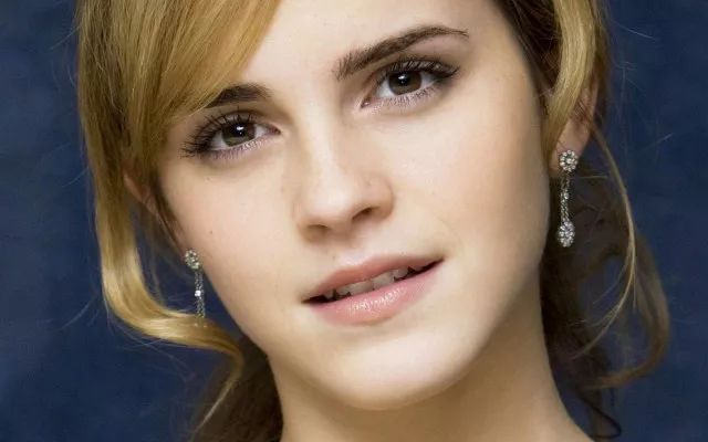 不用针挑、手挤，一涂一撕，脂肪粒自动脱落，两周见效