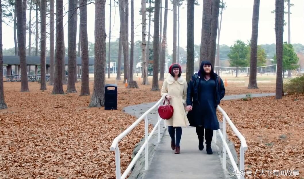 外国女孩有胡子被嘲笑无字幕,女生长胡子被别人嘲笑怎么办