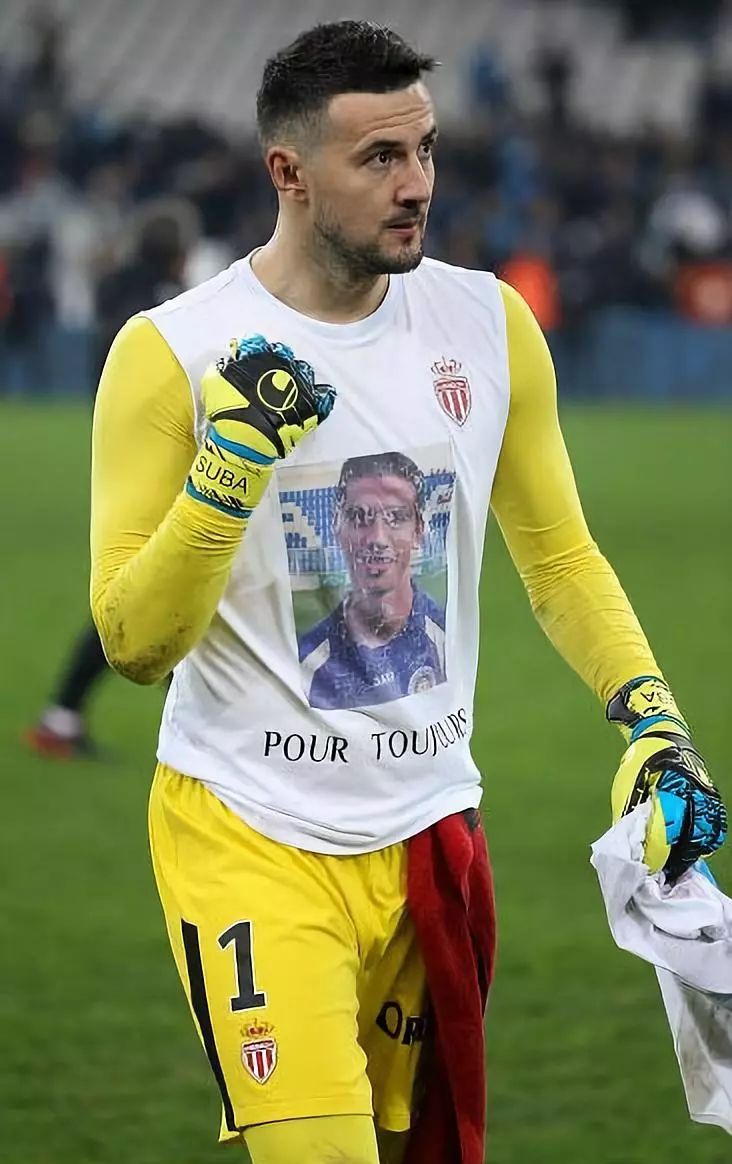 这个只有400万人口的东欧小国，在经历了10年内战国家分裂后，克罗地亚队一路逆袭闯入世界杯总决赛！