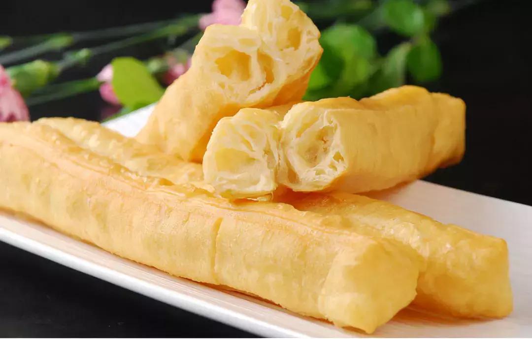 三全油条和千味央厨油条哪个好,大油条和小油条