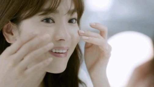 适合孩子夏天用的清爽型乳液,既能美白又能保湿的乳液