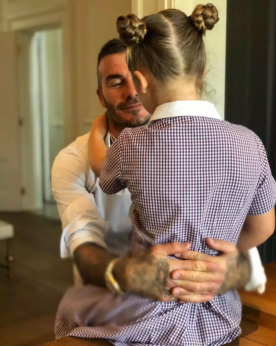 贝克汉姆大儿子约会,贝克汉姆与爱妻约会