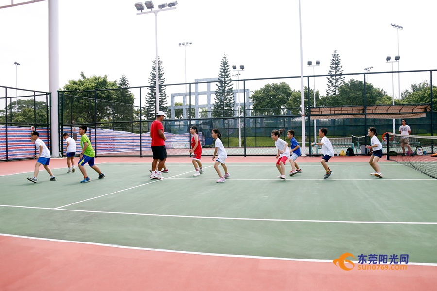 小孩学习父母要陪着一起学习吗,东莞儿童暑假培训